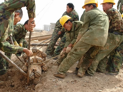 �F(xi��n)��